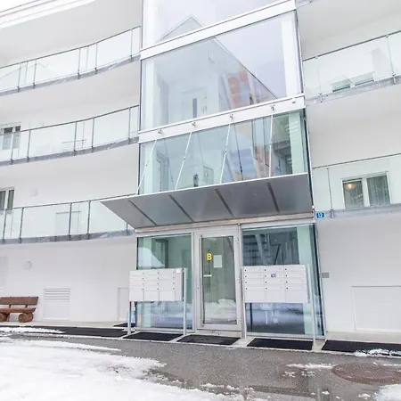 Viktoria B32 By Apartment *